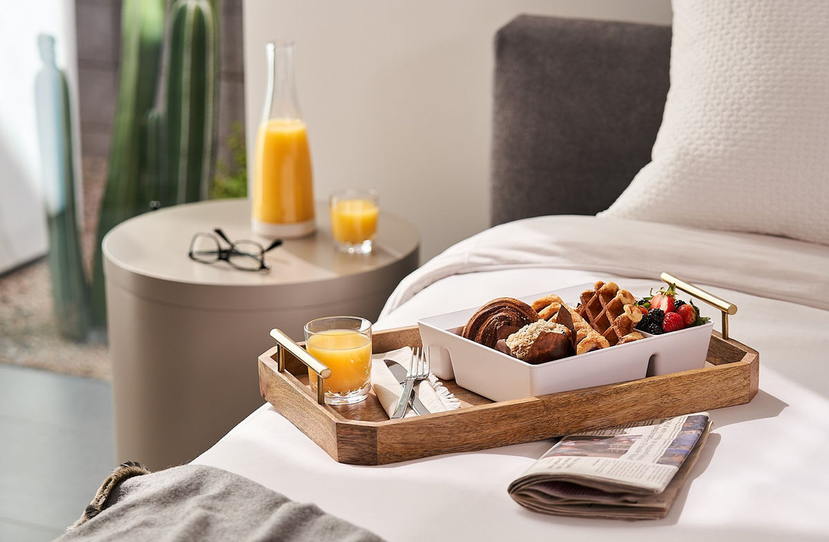 Norwegian Cruise Line introduces sustainable serving dishes for in-room breakfast