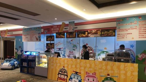 A fun day at Poli Cafe, which apart from a themed restaurant and play area, also offers customised events such as birthdays. A fun day at Poli Cafe, which apart from a themed restaurant and play area, also offers customised events such as birthdays.