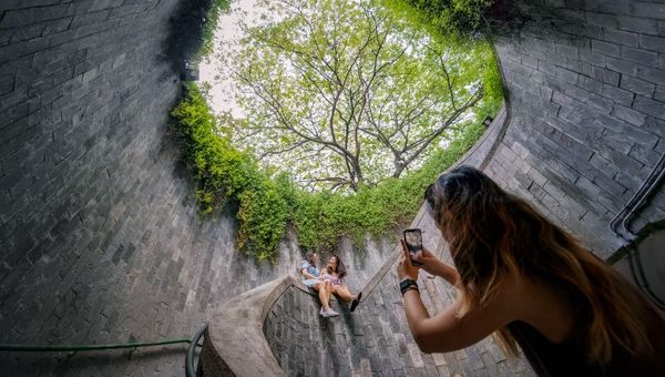 With its wide selection of high-quality Singapore images such as the above, the TIH platform can be a useful marketing tool for travel companies. With its wide selection of high-quality Singapore images such as the above, the TIH platform can be a useful marketing tool for travel companies.