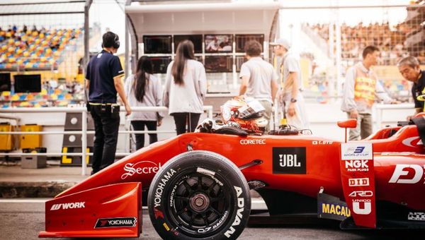 Agents can also plot in photography workshops in time for major events, such as the Macau Grand Prix. Agents can also plot in photography workshops in time for major events, such as the Macau Grand Prix.