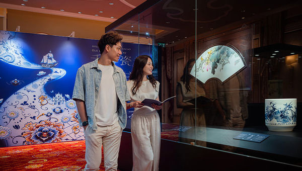 Wynn Resorts Macau has launched the “Hello China, Hello Macao” exhibition showcasing the history and artistry of Jingdezhen porcelain.