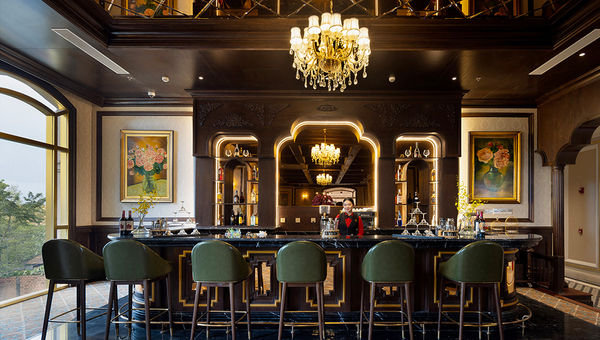 Like the rest of the property, the Best Western Premier Imperial Dalat’s atmospheric restaurant harks back to the golden age of travel around Indochina.