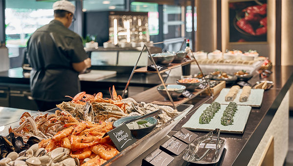 Offering six distinct dining experiences from Mediterranean to French and local delights, Mercure ICON Singapore City Centre is a one-stop culinary destination. Offering six distinct dining experiences from Mediterranean to French and local delights, Mercure ICON Singapore City Centre is a one-stop culinary destination.