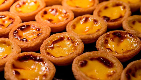 The famous Macanese egg tart was the creation of British pharmacist Andrew Stow, the late founder of Lord Stow bakery. The famous Macanese egg tart was the creation of British pharmacist Andrew Stow, the late founder of Lord Stow bakery.