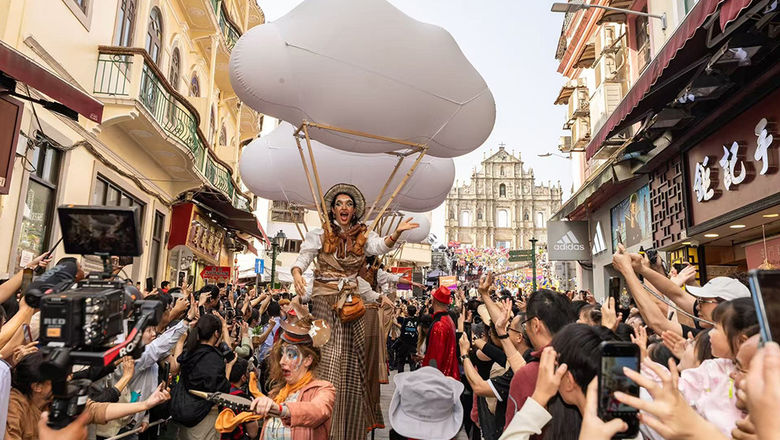 From lively street parades to immersive workshops and world-class biennales, Macao invites art lovers to explore, engage, and be inspired at every turn.