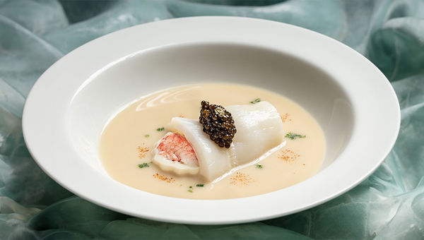 A key wellness philosophy in Macao: nourish the body by eating the right food for one’s constitution, such as Jade Dragon’s Rabbitfish Soup with Fish Maw and Caviar. A key wellness philosophy in Macao: nourish the body by eating the right food for one’s constitution, such as Jade Dragon’s Rabbitfish Soup with Fish Maw and Caviar.