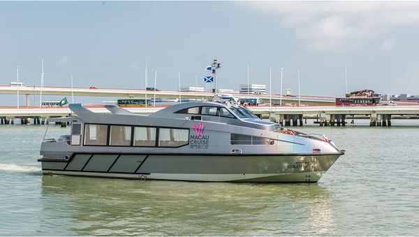 Visitors can admire Macao’s best sights in comfort on the new Macau Cruise. Visitors can admire Macao’s best sights in comfort on the new Macau Cruise.