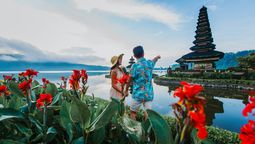 If couples are incompatible as travellers, will they be able to travel well through life together?