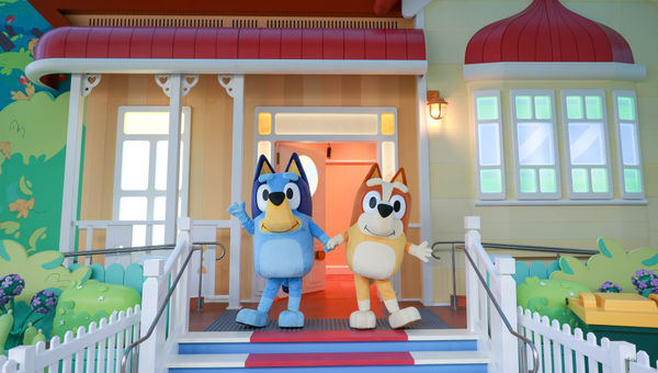 Families can expect interactive, immersive experiences at Bluey’s World, including exploring Bluey’s Queenslander home, backyard, and neighbourhood, with fun activities for kids and adults alike. Families can expect interactive, immersive experiences at Bluey’s World, including exploring Bluey’s Queenslander home, backyard, and neighbourhood, with fun activities for kids and adults alike.