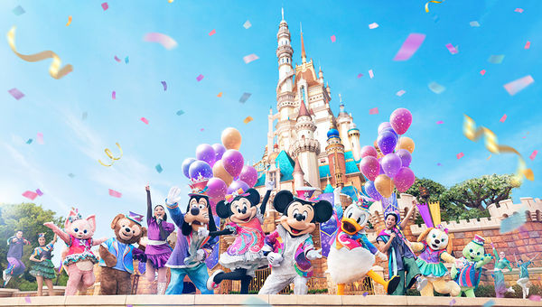 Disney Friends Live: Party at the Castle! is a concert-style stage show featuring new songs with beloved characters dancing in special 20th anniversary costumes.