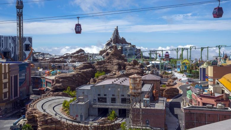 Genting SkyWorlds will feature 26 rides and attractions based around 20th Century Studios films, including Night at the Museum, Ice Age, and Planet of the Apes.