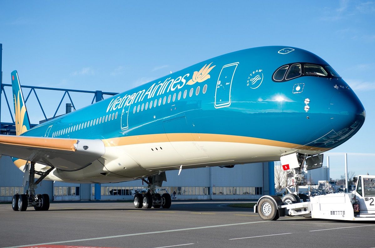 Vietnam Airlines reveals livery of its first A350 XWB: Travel