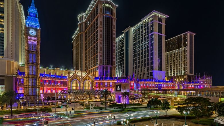 The Londoner Light and Sound Spectacular is a nightly show at The Londoner Macao that uses more than 10,000 lights to create dynamic effects every hour in the evening.
