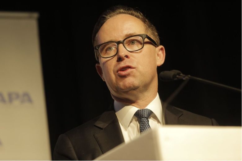 Qantas CEO Alan Joyce: Australia "can and should open up" when the vaccine rollout is complete.