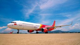 Vietjet's new service between Hanoi and Phuket will include one roundtrip flight per day, with each leg taking approximately three hours.