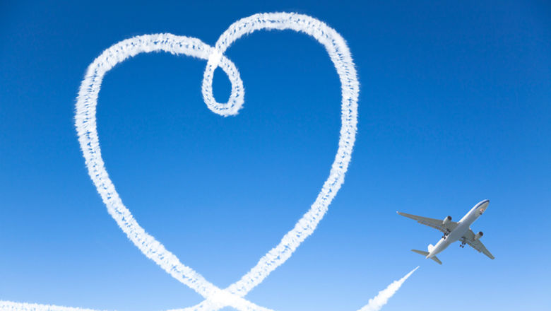Spring Airlines organises love in the air.