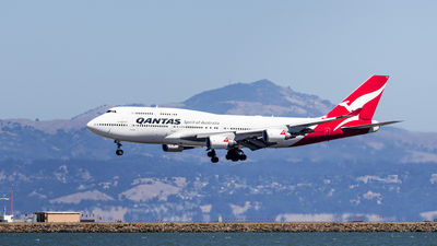 Qantas has accepted a court ruling that means it will pay $50 million to sacked workers, plus another $40 million at a later date.