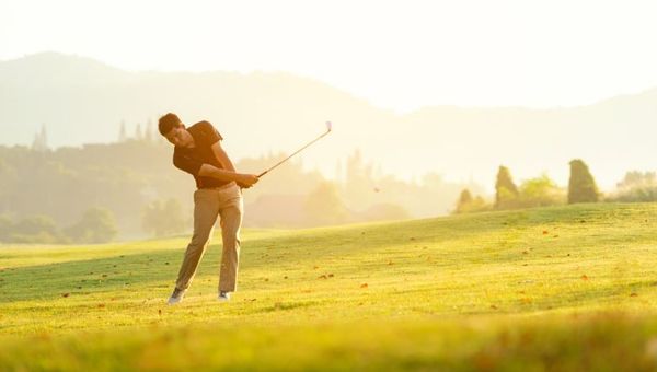 Six golf resorts in Thailand will welcome guests under special quarantine conditions. Getty Images/Wand_Prapan