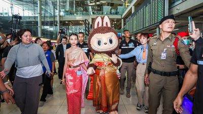 The life-sized mascot of a popular Chinese toy character, Labubu, visited Bangkok landmarks and was named "Amazing Thailand Experience Explorer" to boost Chinese tourism.