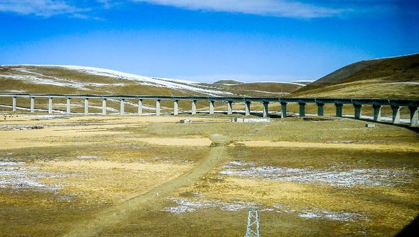 The Qinghai-Tibet railway line on the Tibetan plateau near Lhasa. The Qinghai-Tibet railway line on the Tibetan plateau near Lhasa.