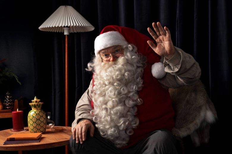 With Visit Finland's Say it With Santa campaign, Santa and his elves are now taking messages from good boys and girls worldwide to send warm wishes to your friends and loved ones this Christmas.