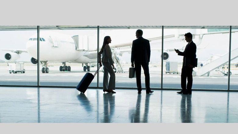 10 tips to ease stress when travelling for business over the holidays