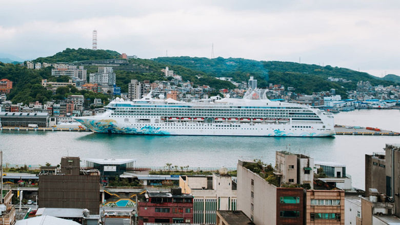 Resorts World One will homeport in Keelung from April to November 2025, doubling capacity from 2024, aiming to promote Keelung as a fly-cruise hub for Japan.