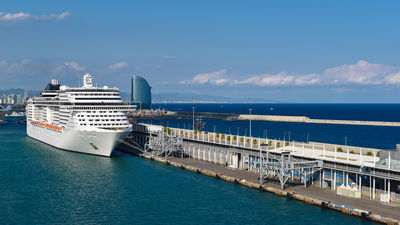 Barcelona wants to reduce the environmental impact of cruise ships close to the city.