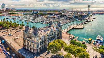 The city eventually wants to eliminate the presence of stopover cruise passengers altogether.