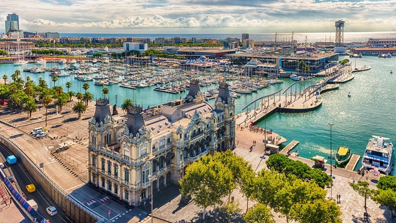 The city eventually wants to eliminate the presence of stopover cruise passengers altogether.