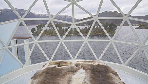 Lindblad’s National Geographic Endurance and National Geographic Resolution feature igloos at sea, clear-domed structures in which guests can spend overnights on deck. Lindblad’s National Geographic Endurance and National Geographic Resolution feature igloos at sea, clear-domed structures in which guests can spend overnights on deck.