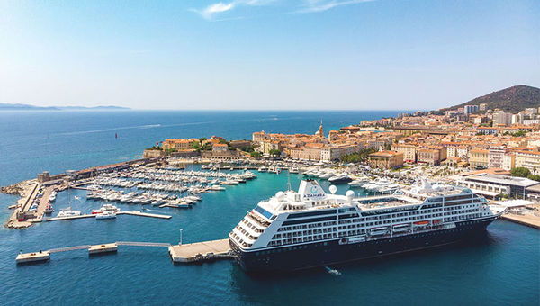Azamara positions itself as an upmarket cruise line and its ships, often smaller size, offer the option of balcony, window or inside cabins. Azamara positions itself as an upmarket cruise line and its ships, often smaller size, offer the option of balcony, window or inside cabins.