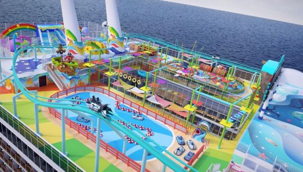 The longest rollercoaster at sea: the Space Cruiser on Global Dream. The longest rollercoaster at sea: the Space Cruiser on Global Dream.