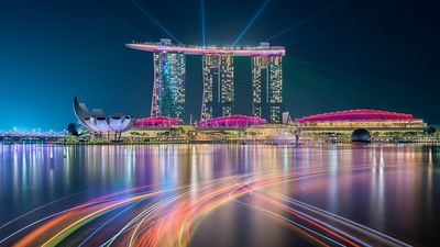 From 26 February to 30 April, visitors to Marina Bay may also expect a seafaring twist to some 70 retail, travel and dining spots.