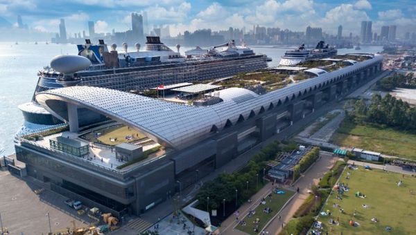 Developments including new roads and a major subway line connection have greatly enhanced accessibility to Kai Tak Cruise Terminal. Developments including new roads and a major subway line connection have greatly enhanced accessibility to Kai Tak Cruise Terminal.
