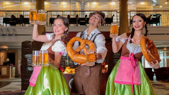 A packed sailing calendar for World Dream in Q4, including Mid-Autumn, Oktoberfest (pictured), and Halloween.