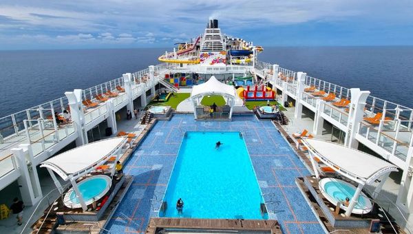 Genting Dream finally kicked off its first sailing on 15 June, complete with a wide array of amenities and entertainment offerings on board