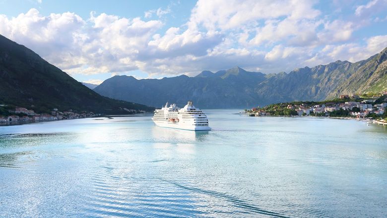 Seven Seas Navigator in the Adriatic