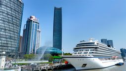 The launch of CM-Yidun from Shanghai Port International Cruise Terminal on 26 March.