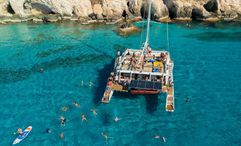88% of travellers are interested in booking boat excursions during coastal holidays.
