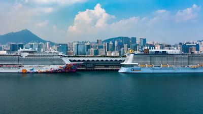 Genting Dream and Spectrum of the Seas home-ported in Hong Kong will bring holiday cheer to cruisers with each of its thematic cruise programme.