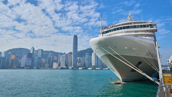 On 18 January, Silver Silver became the first international cruise ship to call at Hong Kong in three years. On 18 January, Silver Silver became the first international cruise ship to call at Hong Kong in three years.