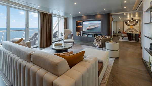 Upgrades have transformed the Three-Bedroom Haven Premier Owner’s Suites on Norwegian Joy, offering expanded spaces, renovated interiors, and enhanced panoramic views. Upgrades have transformed the Three-Bedroom Haven Premier Owner’s Suites on Norwegian Joy, offering expanded spaces, renovated interiors, and enhanced panoramic views.