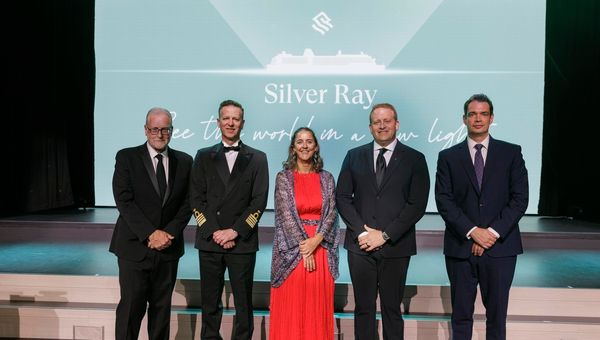 From left: Peter Greenwood; Captain Alessandro Zanello; Josefina Olascoaga; Jason Liberty; Bert Hernandez From left: Peter Greenwood; Captain Alessandro Zanello; Josefina Olascoaga; Jason Liberty; Bert Hernandez