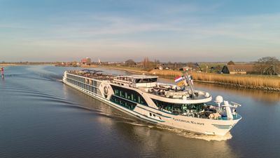 Every cabin on the MS George Eliot will be for one guest only.