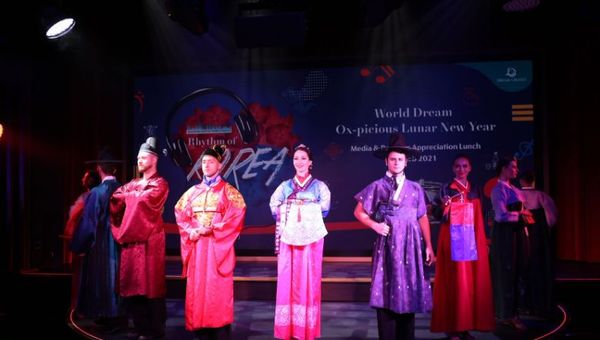 Themed sailings are specially crafted and tailored for their respective Singapore and Taiwan markets. For example, World Dream's March sailings are devoted to Korean cultural experiences.