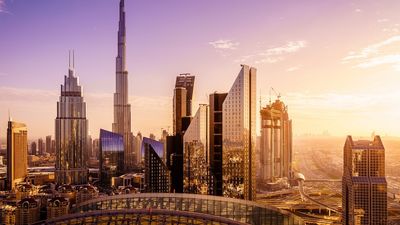 Dubai's tourism surged in Q1 2023 with 4.67 million international visitors.