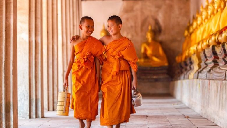 Laos extends entry list in bid to boost economy