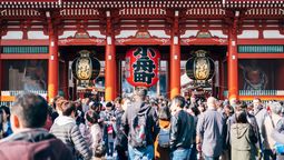 In August, Japan's tourism rebounded strongly, with 2,156,900 international visitors, reaching 85.6% of the August 2019 pre-pandemic levels.