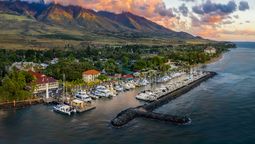 Lahaina Harbour, Maui